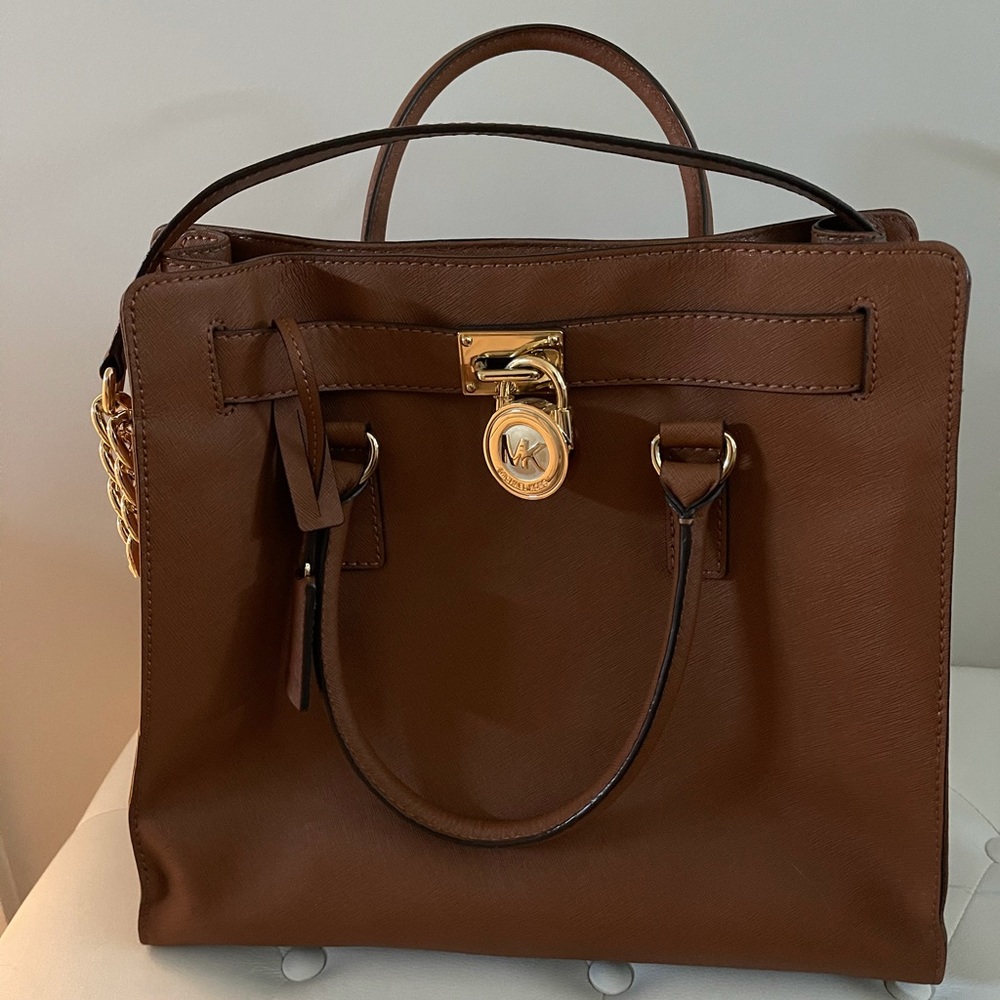 Micheal Kors Purse